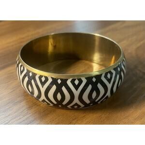 Vintage Enamel Brass Black Cream pattern Bangle Bracelet 1" wide Boho Jewelry